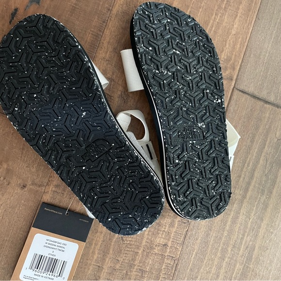 NorthFace Sandals - Picture 2 of 2